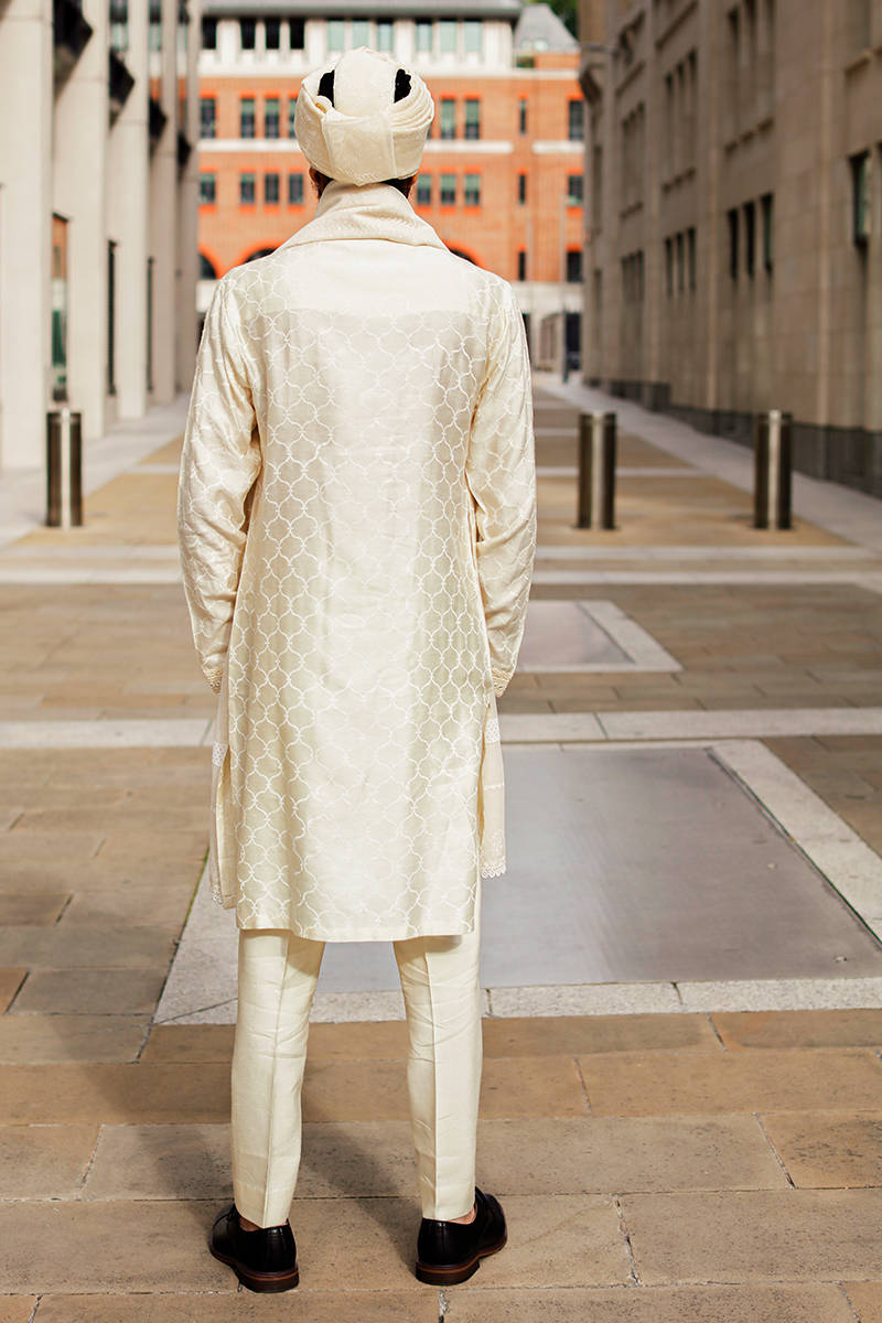 Mohsin Naveed Ranjha Off White Kurta Pyjama (GW-566)