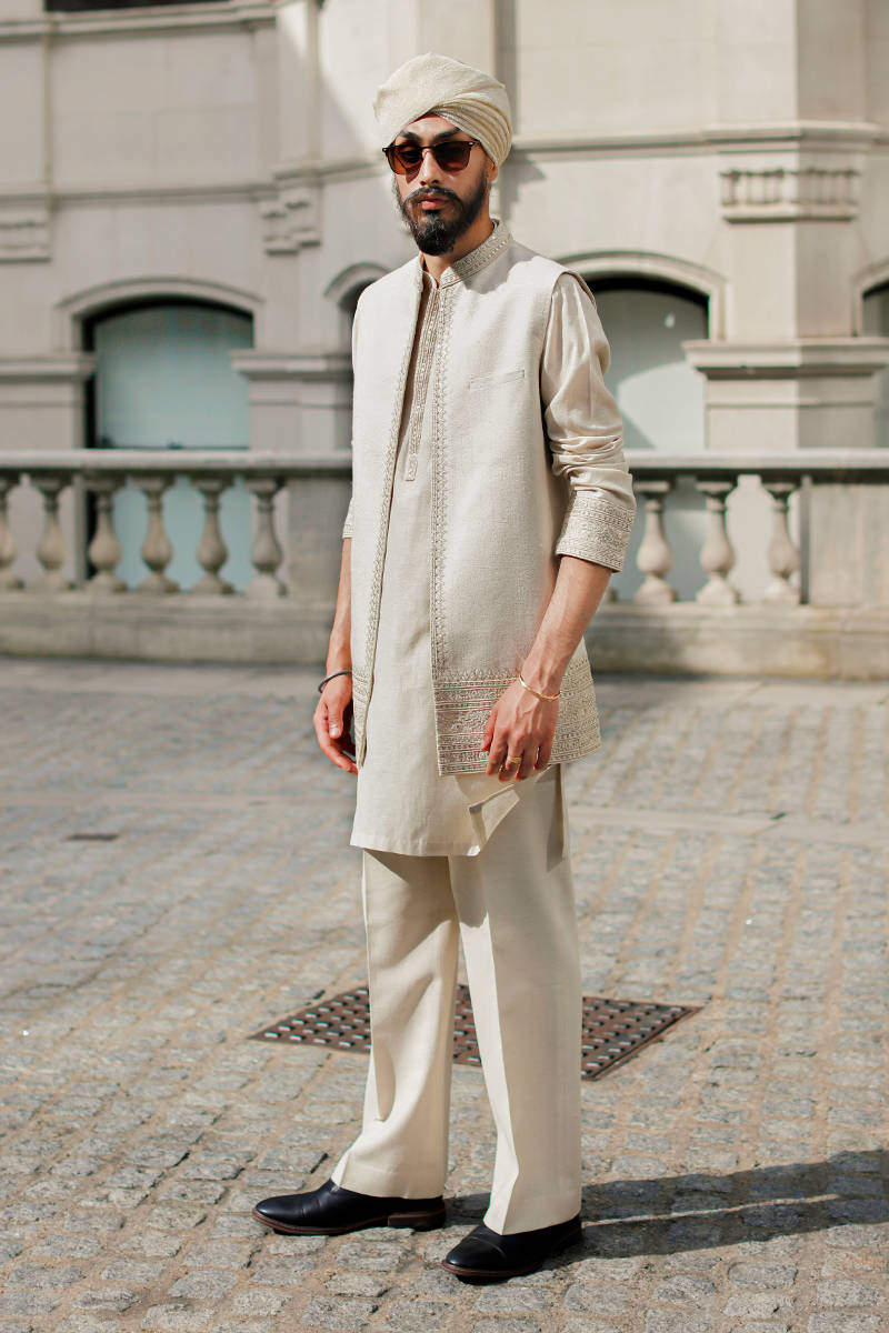 Mohsin Naveed Ranjha White Waistcoat Suit (GML-176-A)