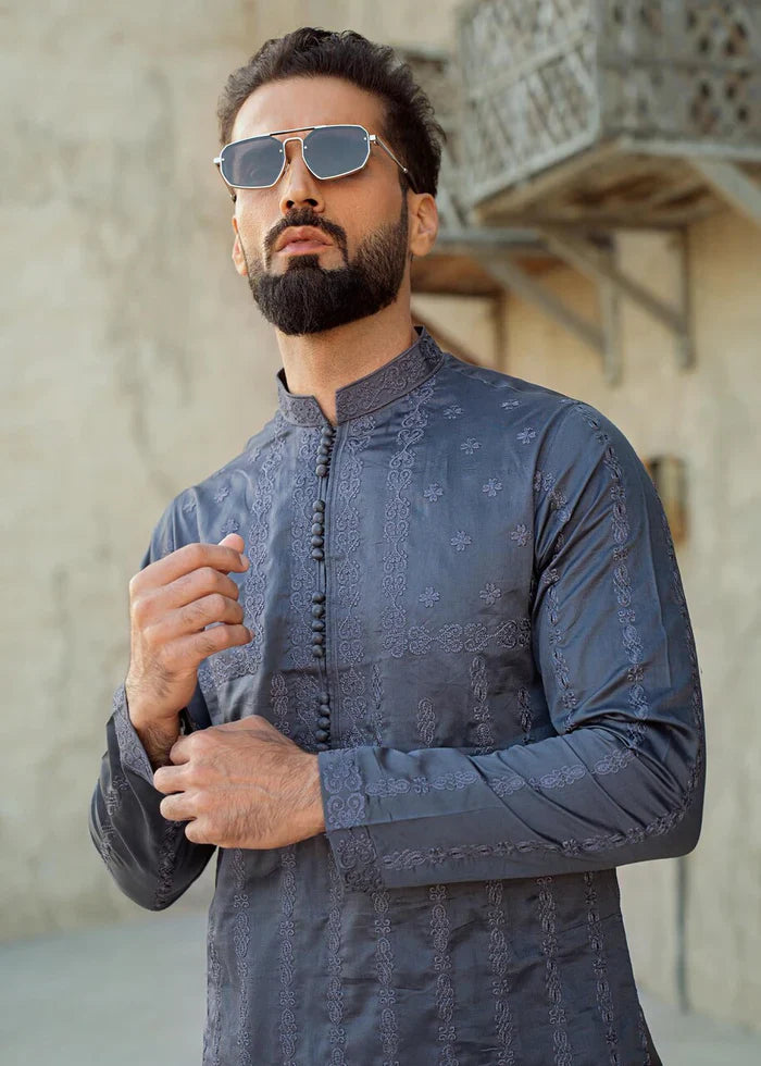 Fais Couture Men On Grey Kurta Pyjama