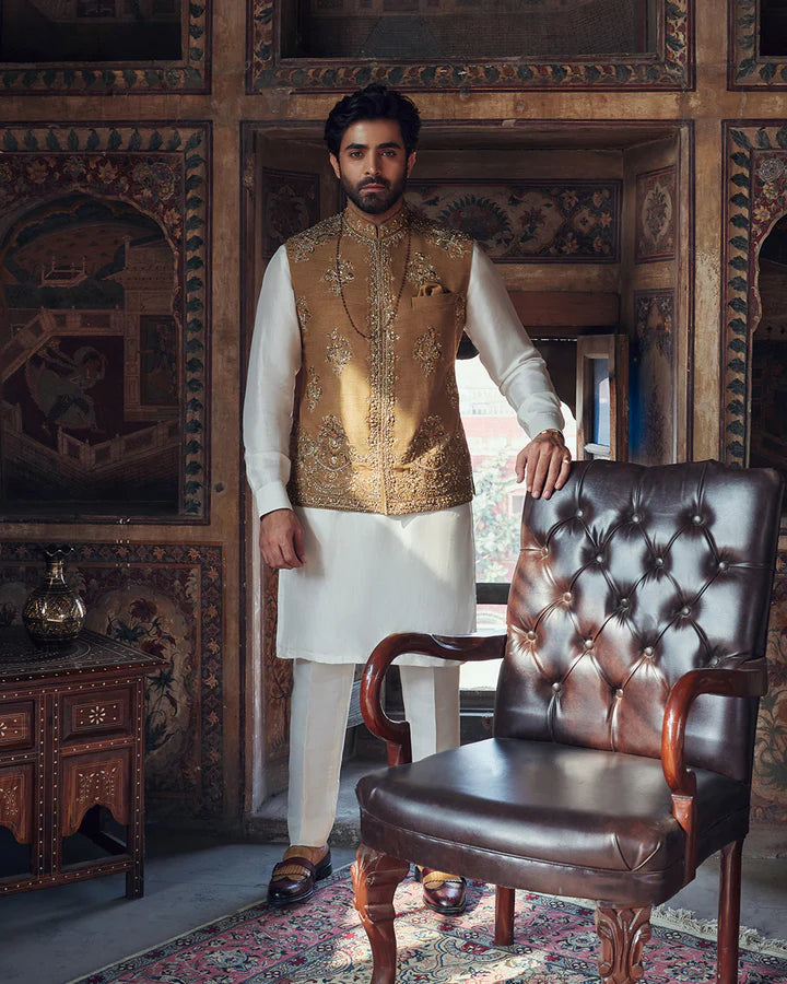 Faiza Saqlain Metin Waiscoat Suit