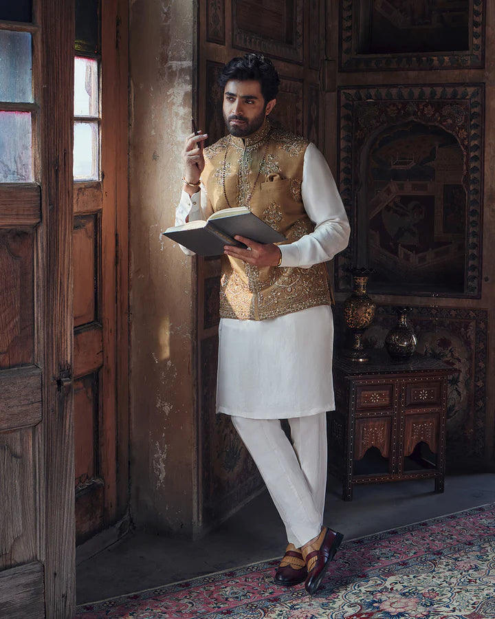 Faiza Saqlain Metin Waiscoat Suit