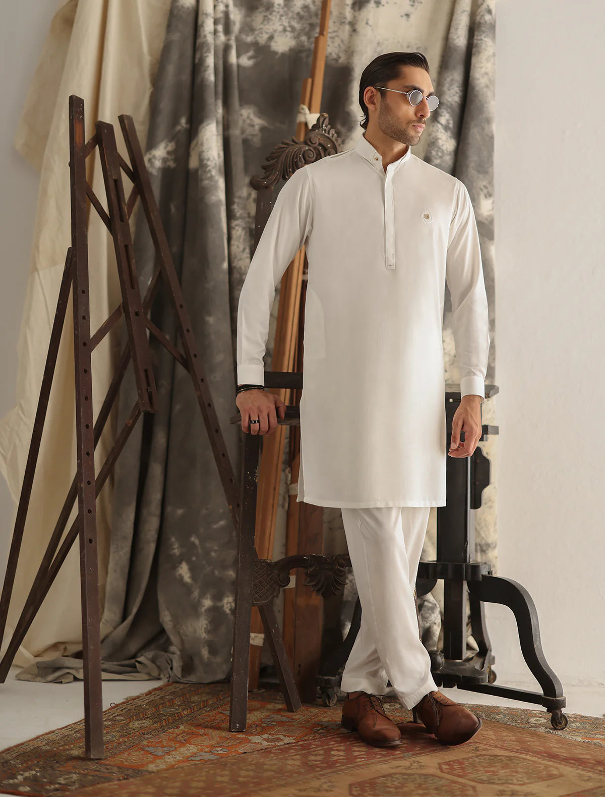 Ismail Farid Off White Luxury Kurta Pyjama (DKRT122)