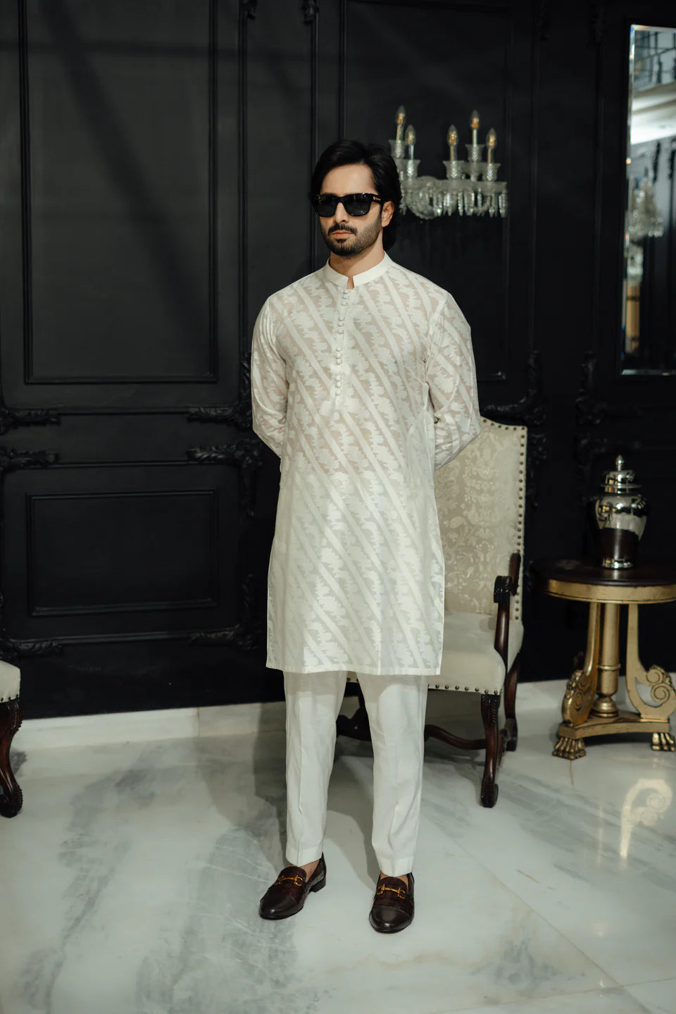 Humayun Alamgir Qamash Kurta Pyjama