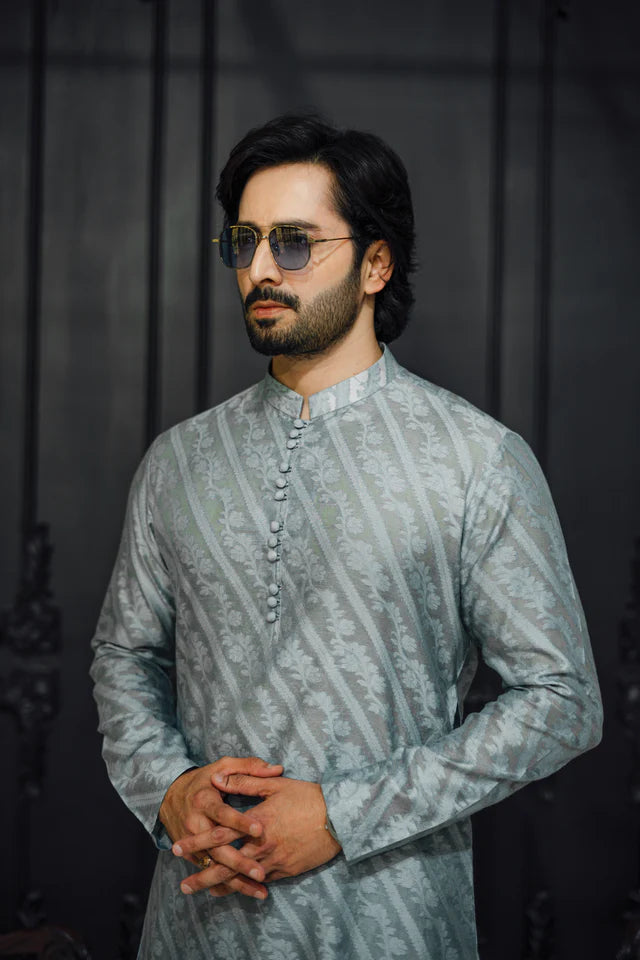 Humayun Alamgir Qamash Kurta Pyjama