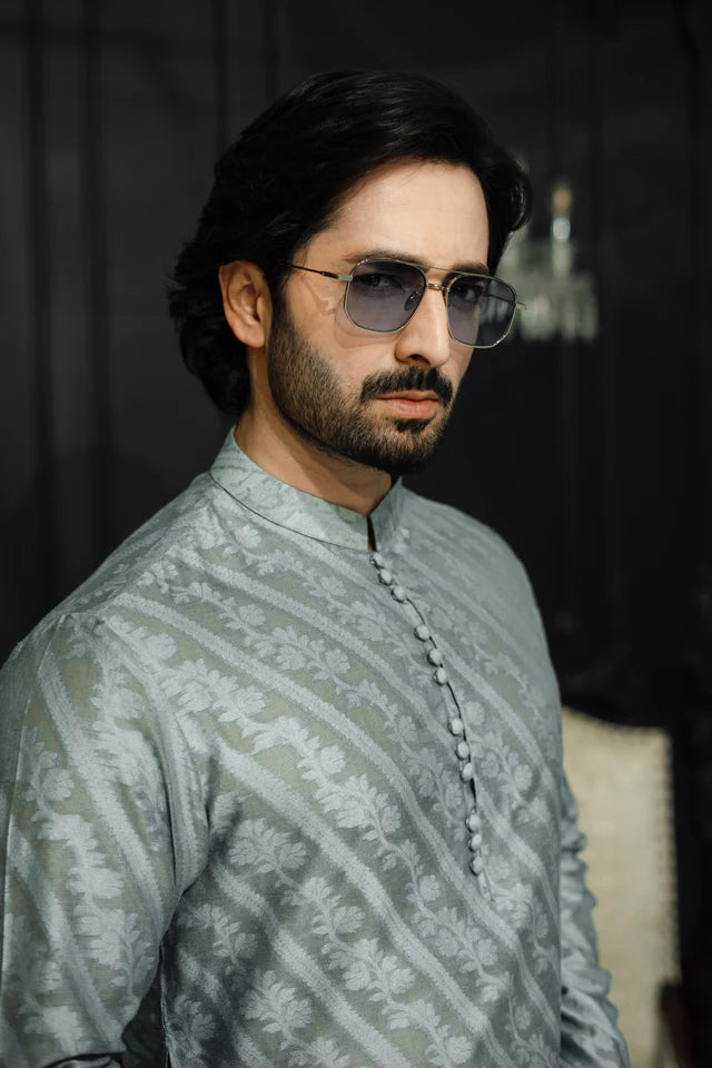 Humayun Alamgir Qamash Kurta Pyjama