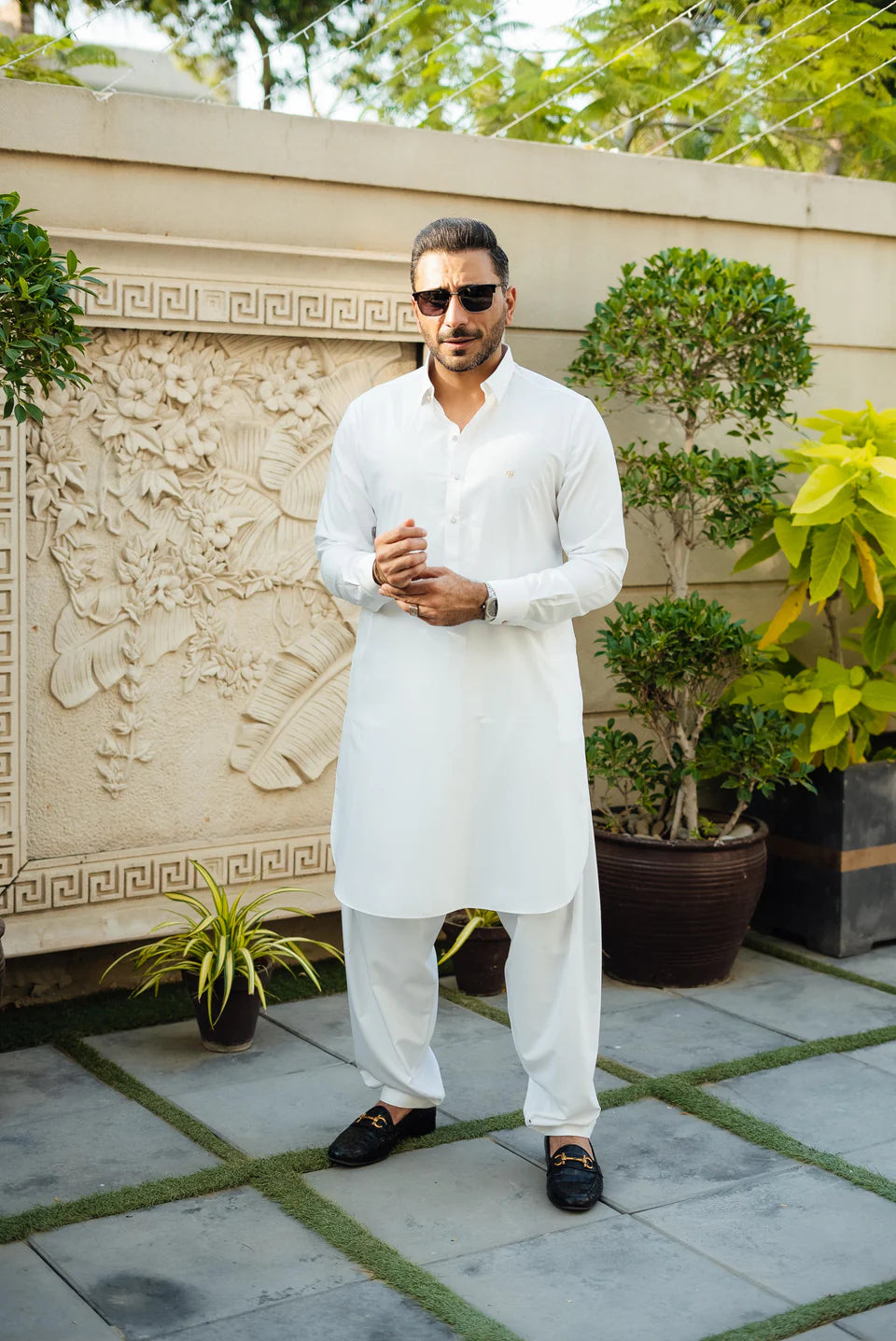 Humayun Alamgir Off White Wash & Wear Kameez Shalwar