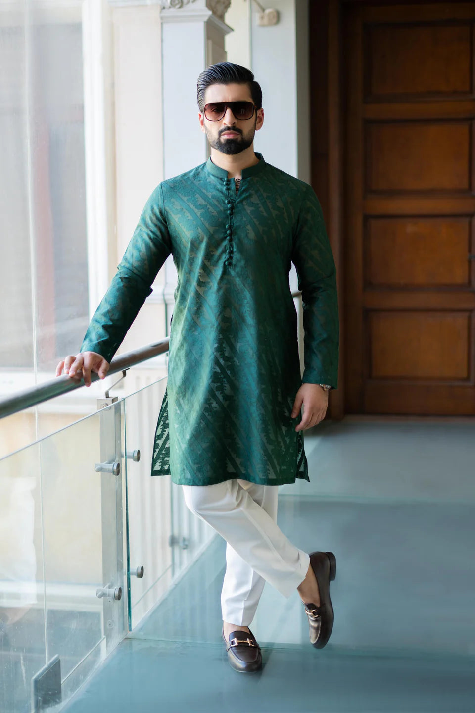 Humayun Alamgir Qamash Kurta Pyjama