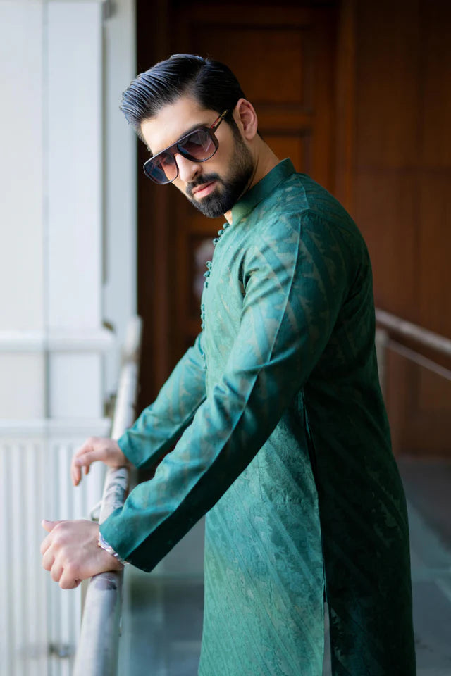 Humayun Alamgir Qamash Kurta Pyjama