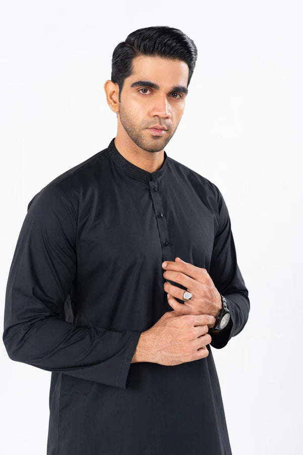 Black Embroidered Shahsawar Latha Kameez Shalwar