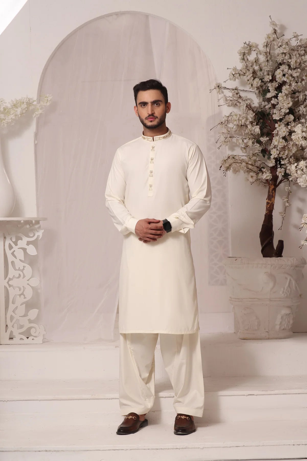 TGM Vanilla Velvet Kameez Shalwar