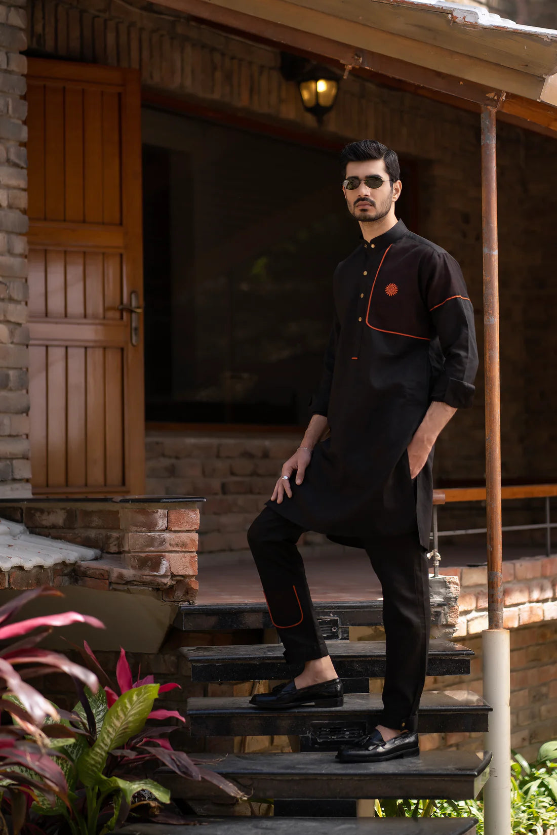 Snug Black Linen Kurta Trouser & Waistcoat