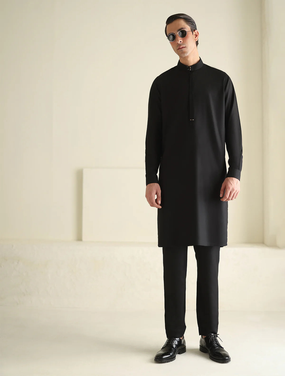 Ismail Farid Rich Black Kurta Pyjama (DKRT106)