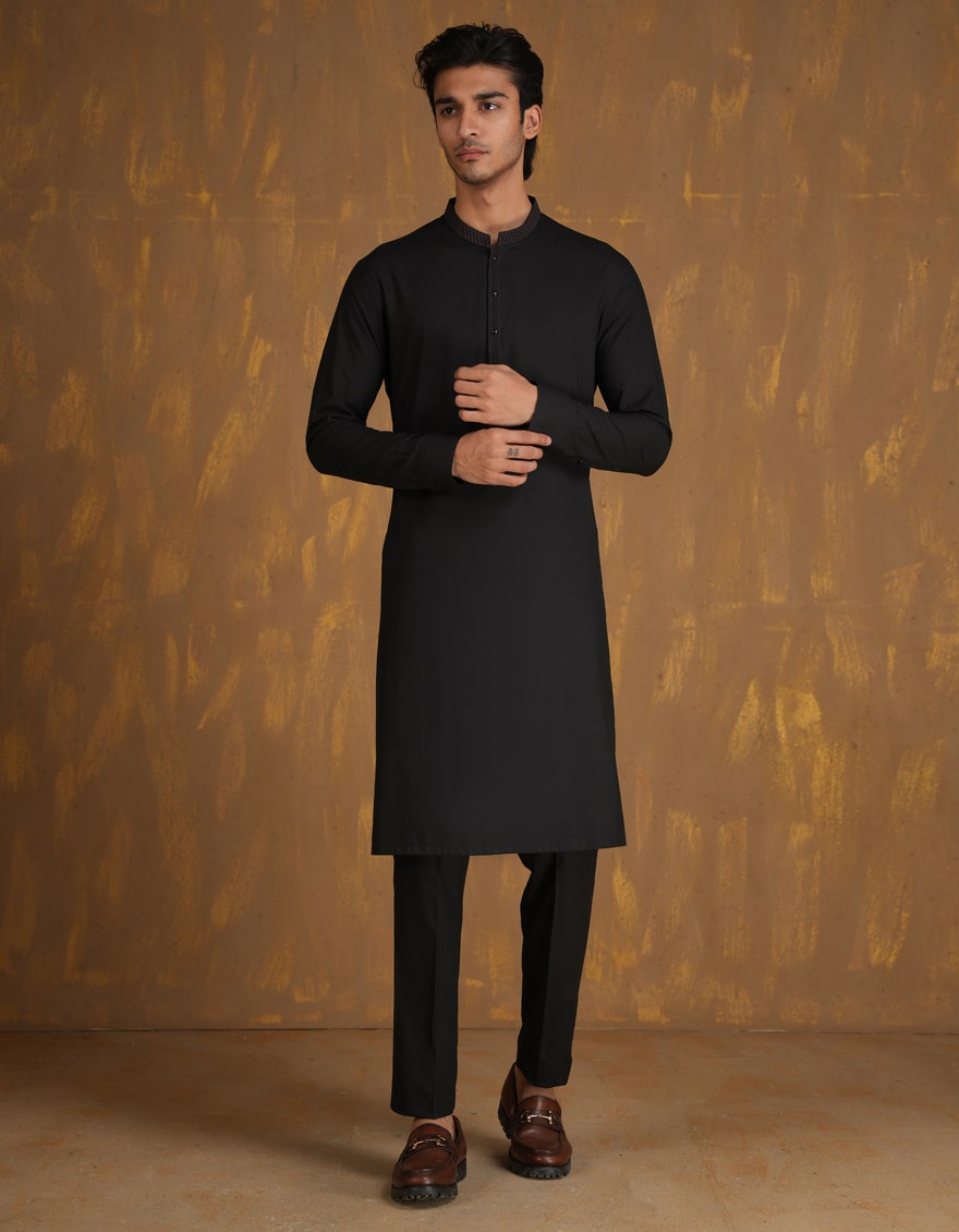 Black Embroidered Kurta Pyjama